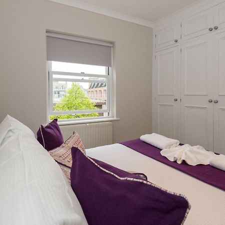 One Bedroom High Street Kensington Apartment London Bagian luar foto